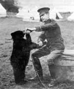 Colebourn y Winnie en diciembre de 1914